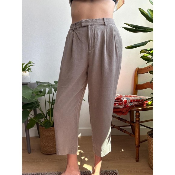 Everlane Pants - Everlane Taupe Brown High Waisted Pleated Tapered Cropped Trousers Pants Size 4